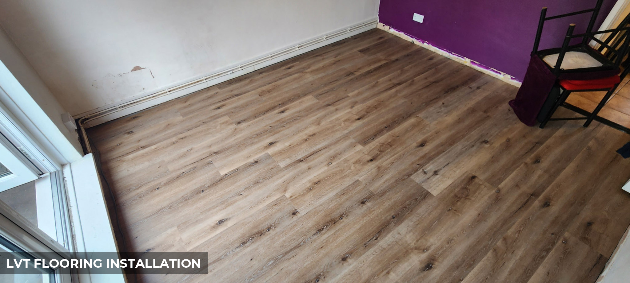 Everlock LVT Floor Fitting in Wood Green